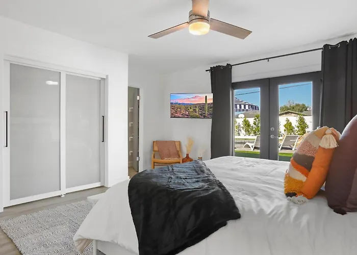 Ferienhaus Homes - The Camelback Manor
