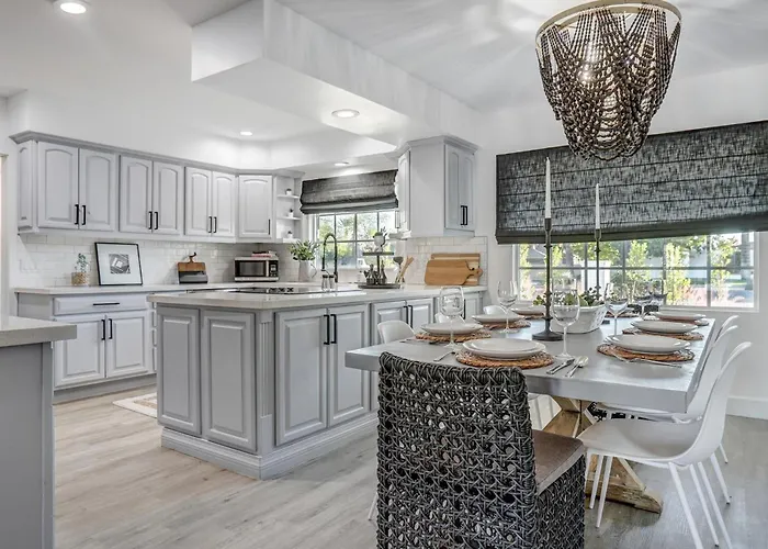 Ferienhaus Homes - The Camelback Manor